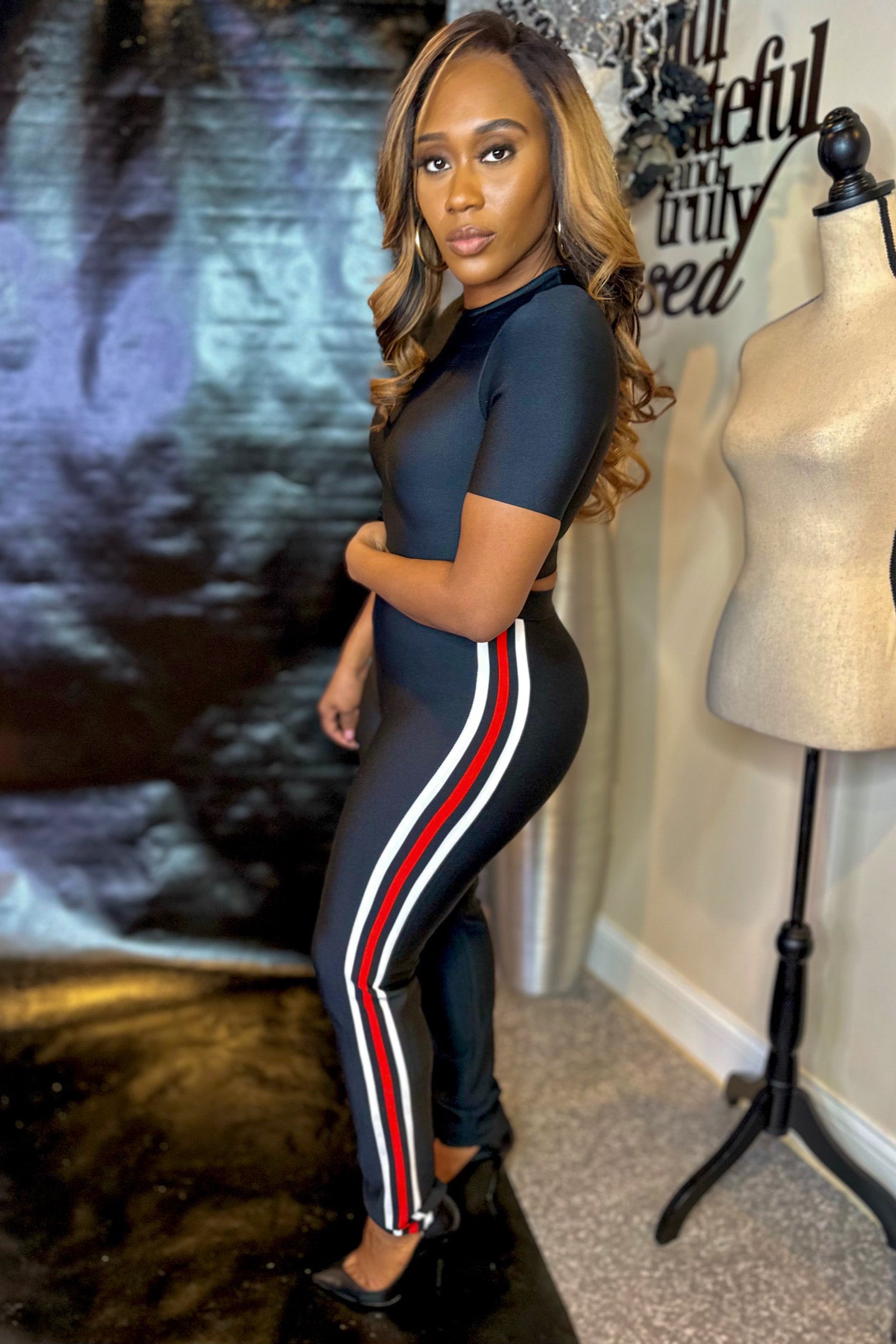 BLACK STRIPE CROP BANDAGE SET