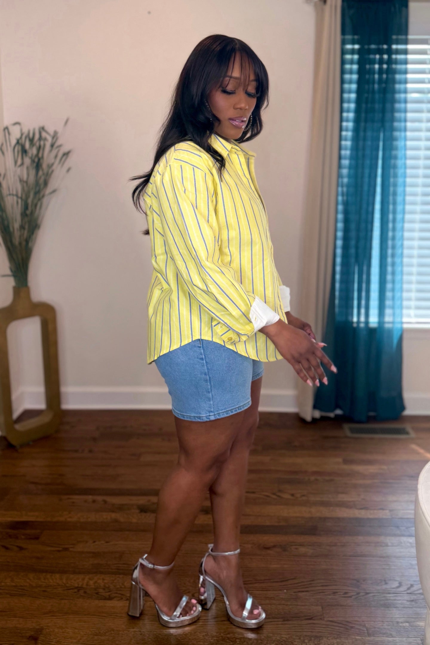 YELLOW & WHITE STRIPED BUTTON-DOWN SHIRT