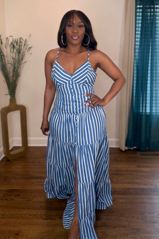 COASTAL BLUE STRIPED MAXI DRESS BLUE / M